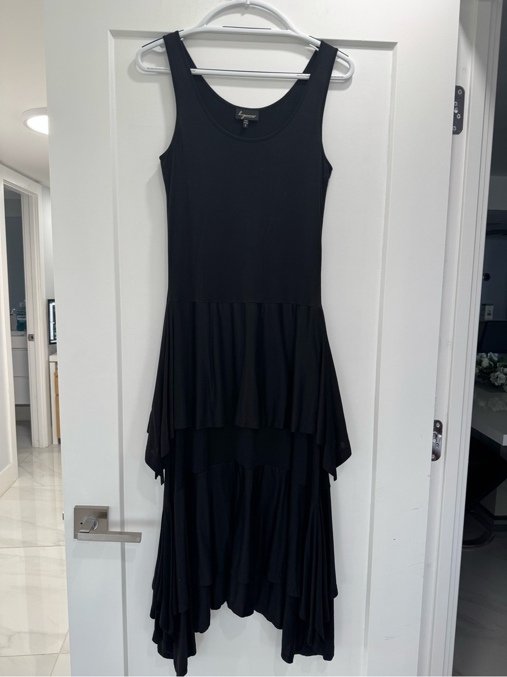 Lynn RITCHIE Black Tiered High-Low Lightweight Sleeveless Knit Maxi Dress. S